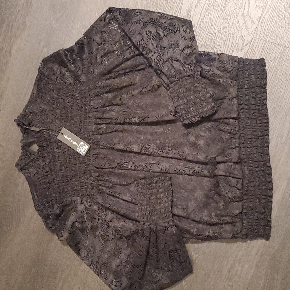 NWT Cable & Gauge Shirt - SIZE M